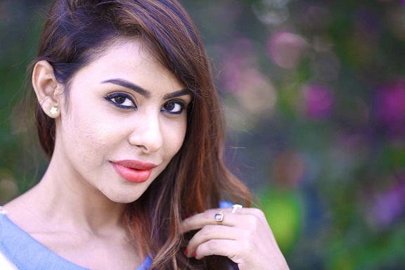 Sri Reddy Biography, Wiki, Height, Weight, Age, DOB, Family, Upcomimg Movies