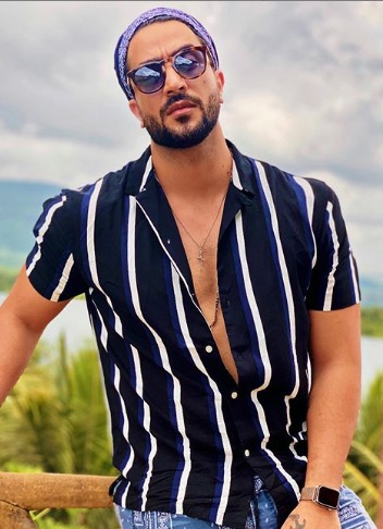 Aly goni